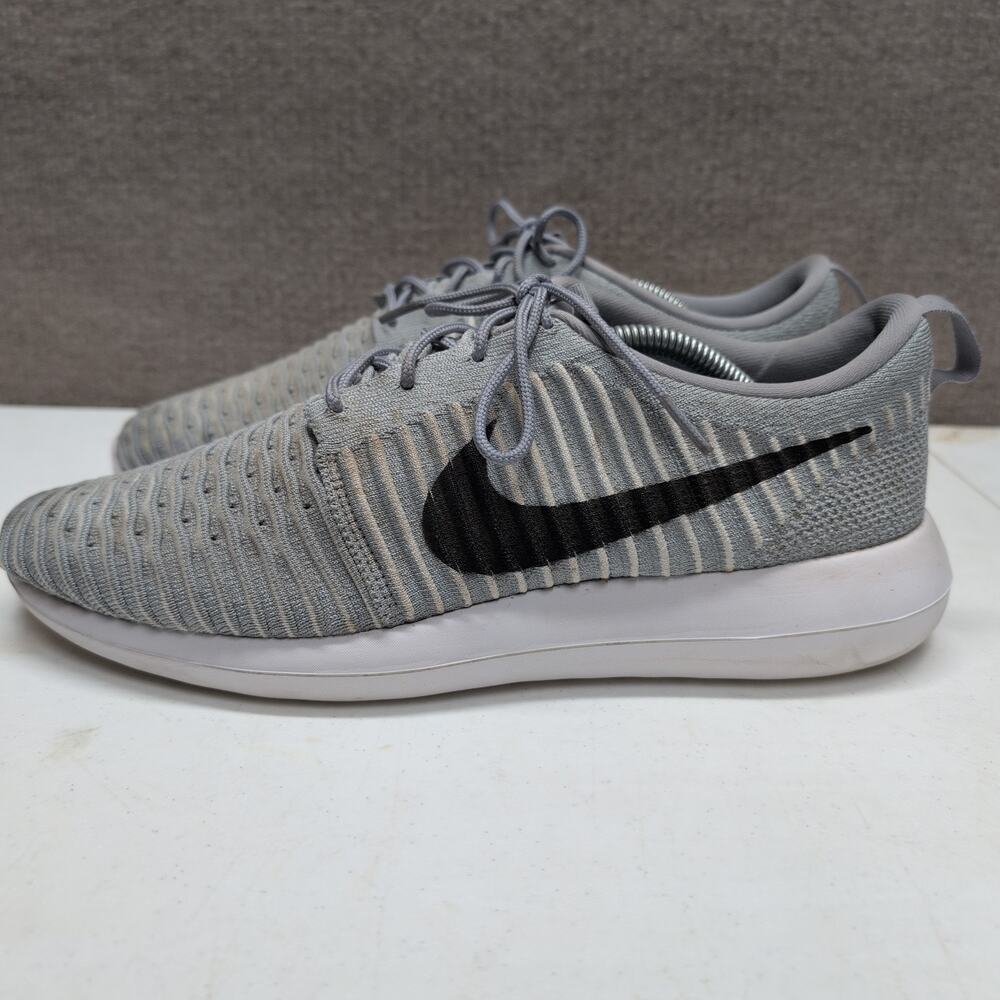 Nike Roshe Two Flyknit Men's Gray Gold Sneakers Running Shoes Size 11.5 - Picture 3 of 9